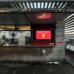 65" Wall-Mounted PCAP Outdoor Touch Screen, OW65D-T2, 2500cd/m² Brightness, Weather Proof, Vandal Proof, Smart Temperature Control System - Image 6